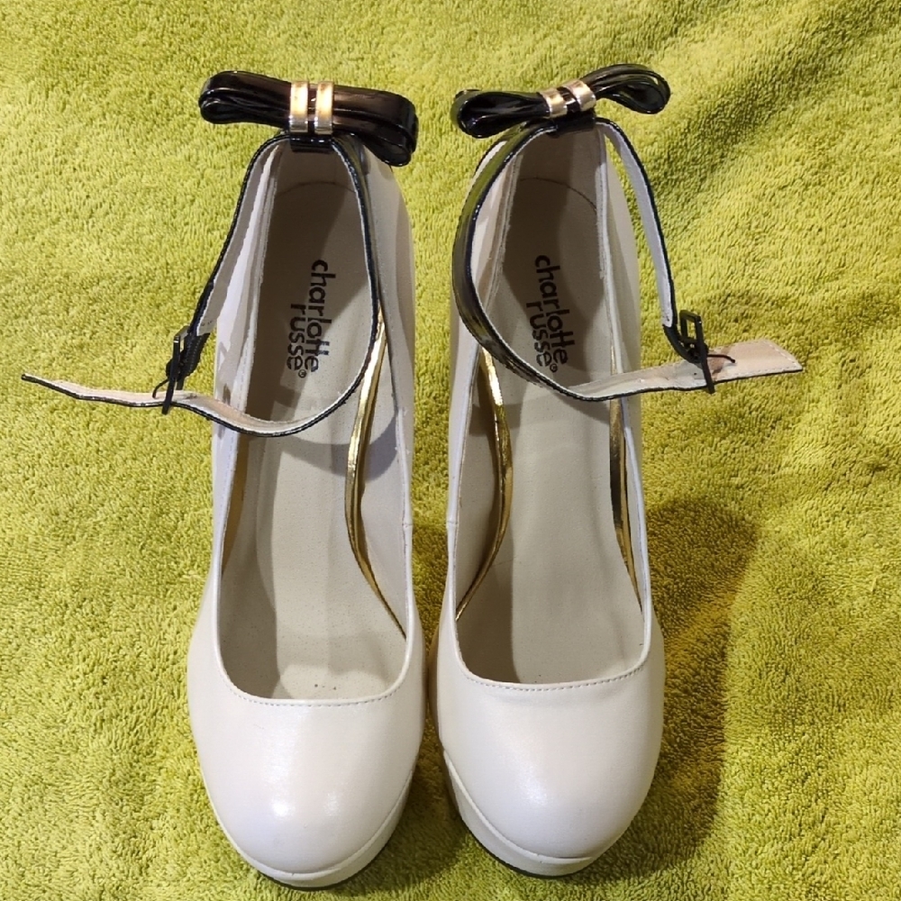 Charlotte Russe White Heels with Black Bow Accent